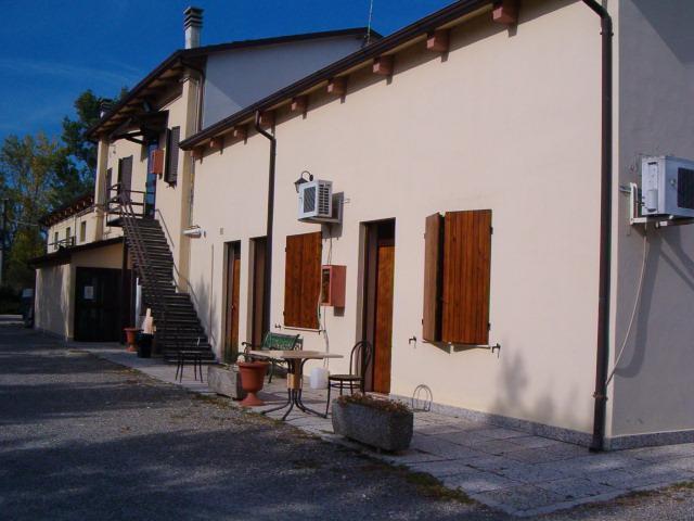Laghi Paradiso Rovereto sulla Secchia Extérieur photo